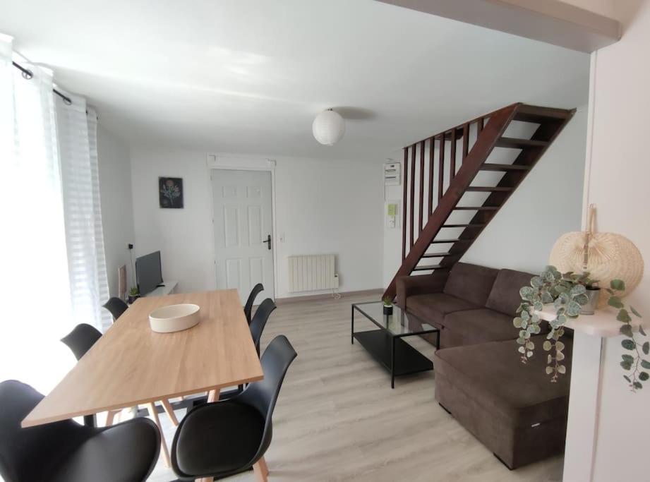 Duplex Cosy Apartamento Gonesse Exterior foto